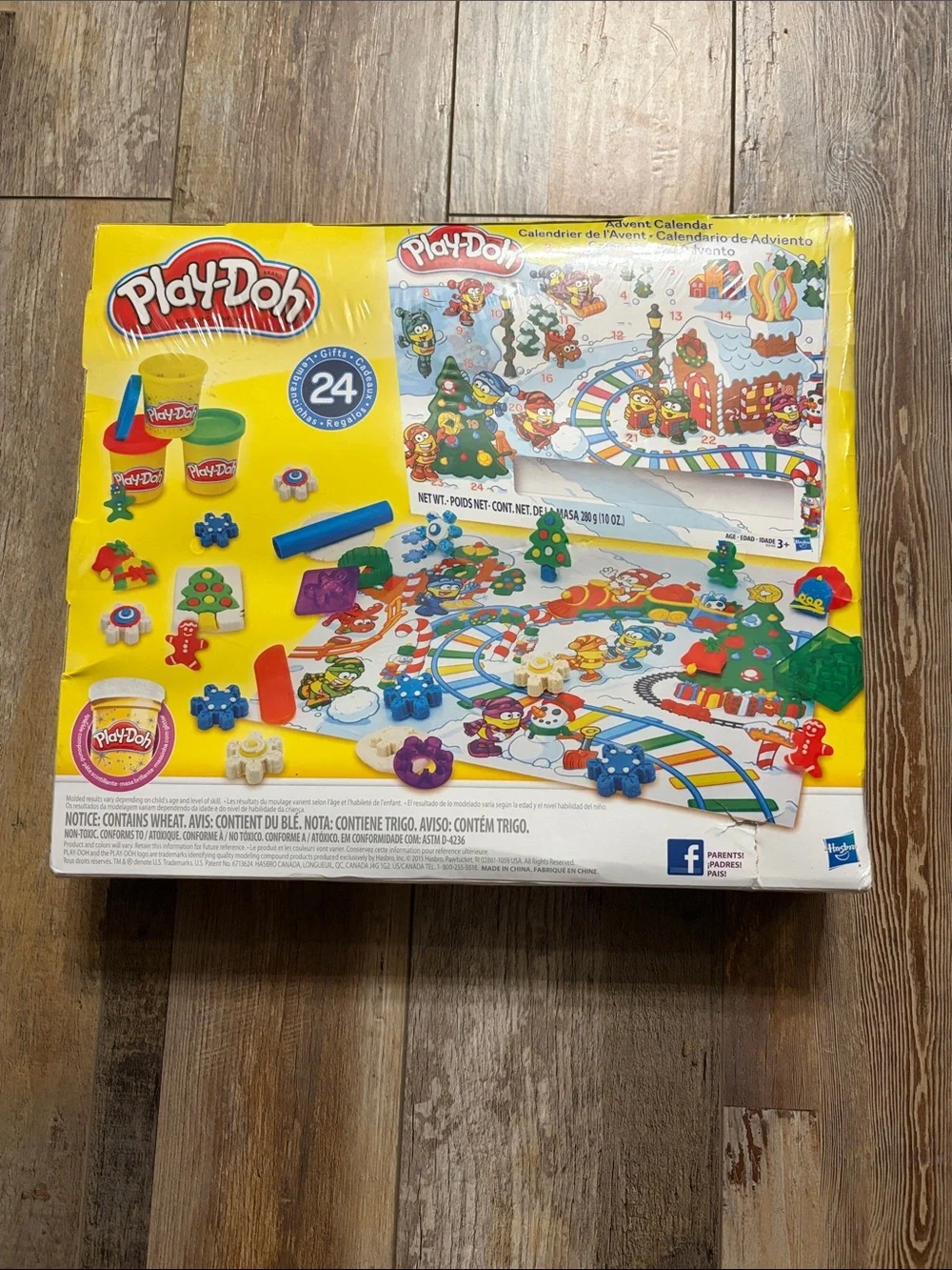 Hasbro Play-Doh Advent Calendar With 24 Accessories 5 Cans Of Modeling Compound